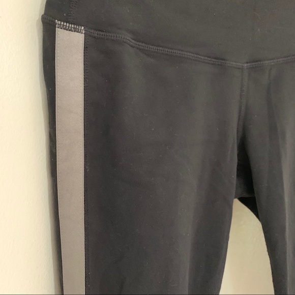 Athleta City Limits Chaturanga Leggings - Picture 5 of 10